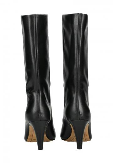 Высокие сапоги