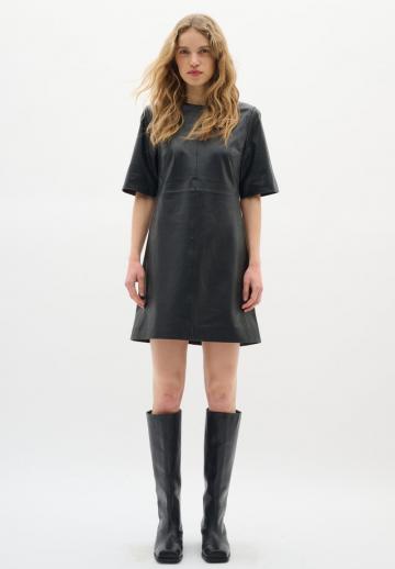 Короткое платье