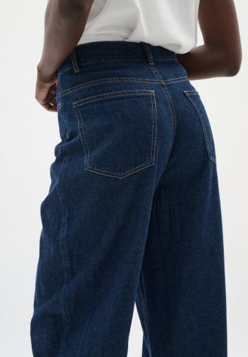 Свободные джинсы