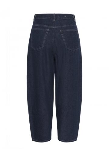 Свободные джинсы