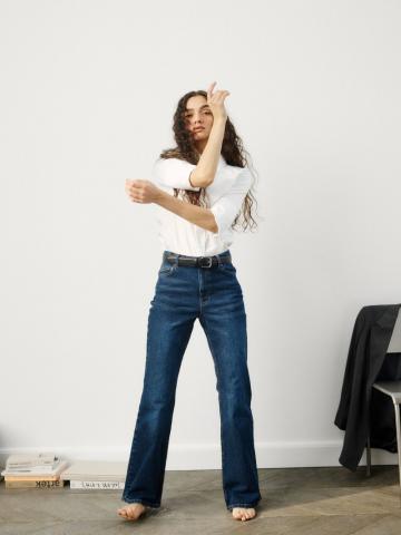 Клешеные брюки