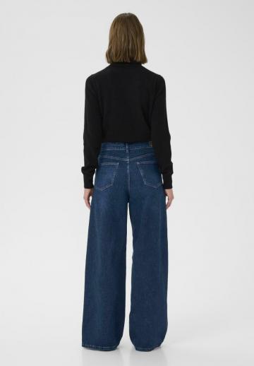 Свободные джинсы