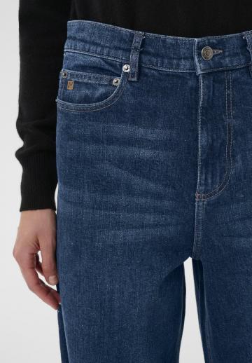 Свободные джинсы