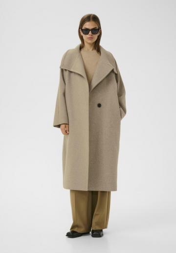 Шерстяное пальто