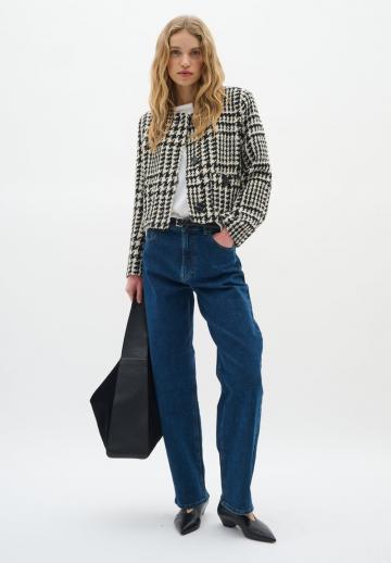 Короткая куртка