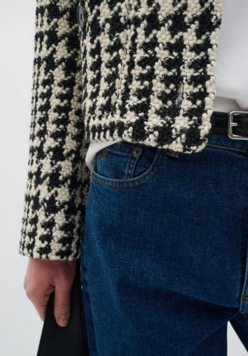 Короткая куртка