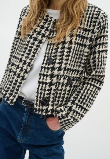 Короткая куртка