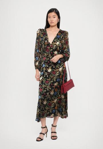 Длинное платье