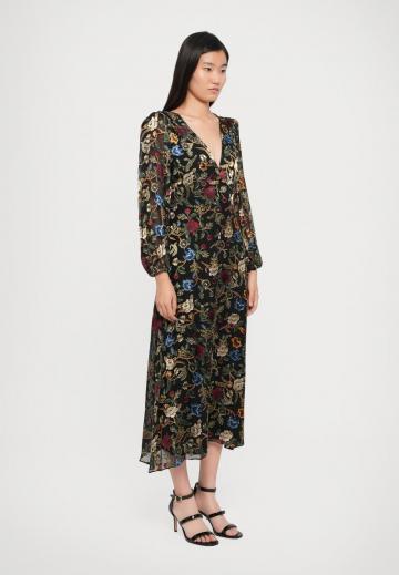 Длинное платье