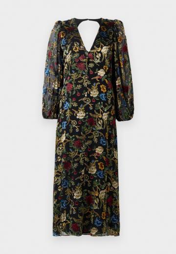 Длинное платье