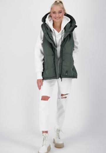 Длинный жилет