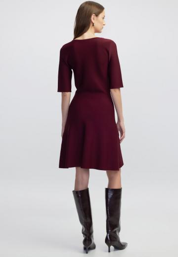 Вязаное платье