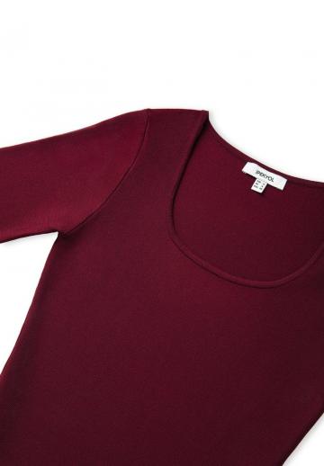 Вязаное платье