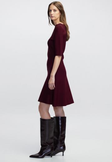 Вязаное платье