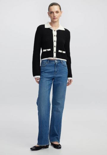 Вязаная кофта