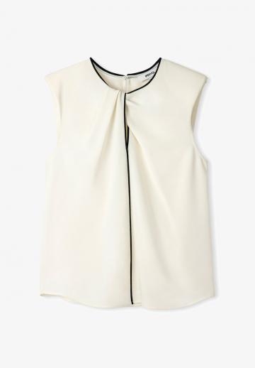 Блузка без рукавов