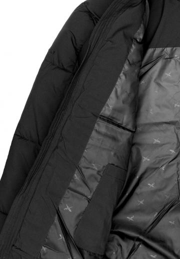 Зимняя куртка