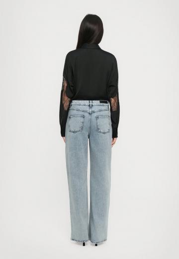 Свободные джинсы