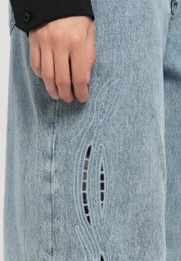 Свободные джинсы