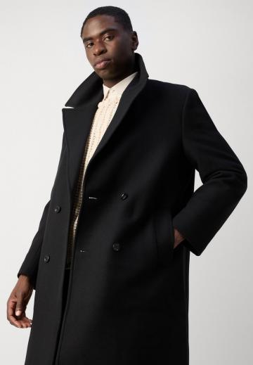 Шерстяное пальто