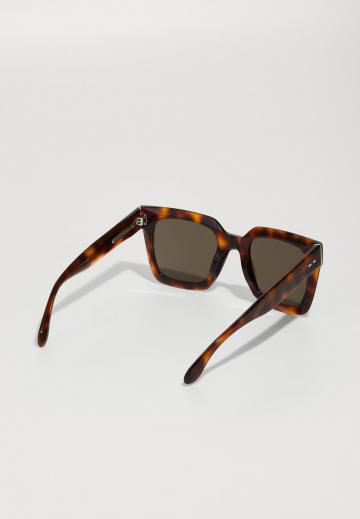 Солнечные очки