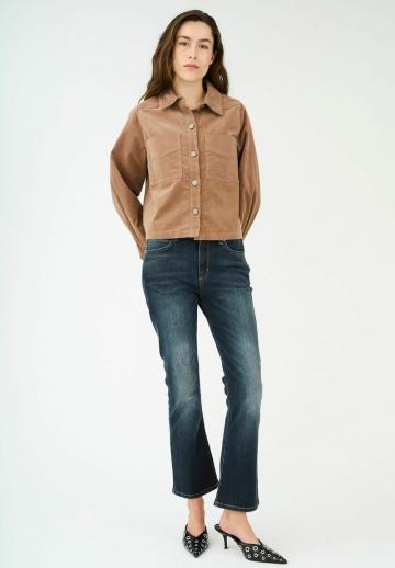 Клешеные брюки