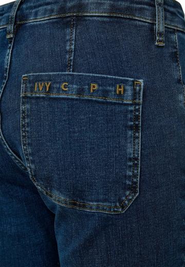 Клешеные брюки