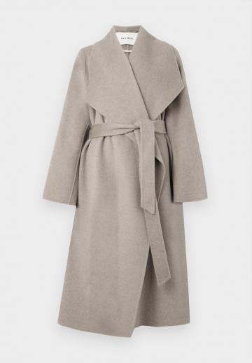 Шерстяное пальто
