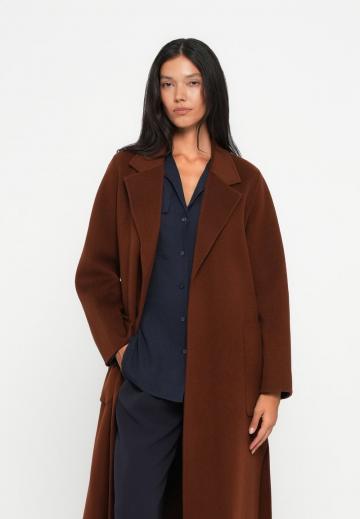 Шерстяное пальто