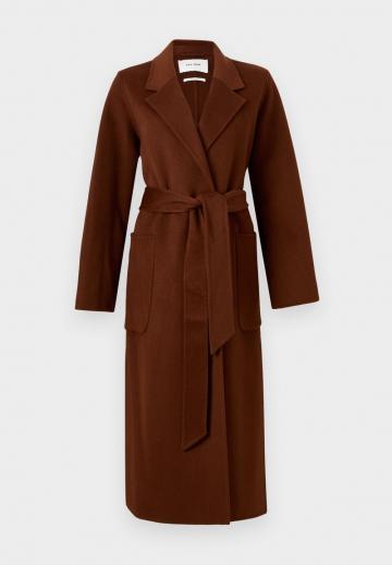 Шерстяное пальто