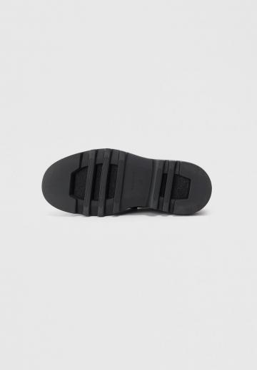 Полуботинки