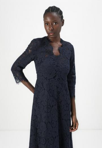 Коктейльное платье