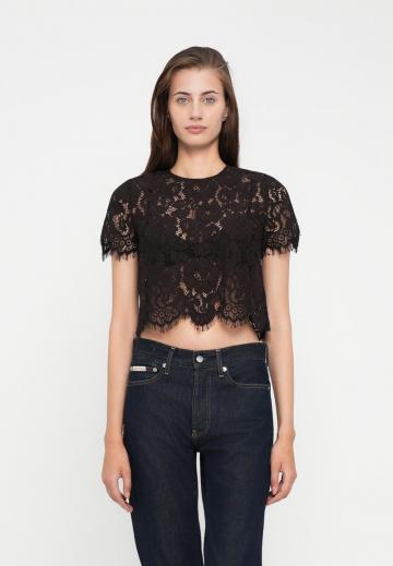 Кружевная блузка