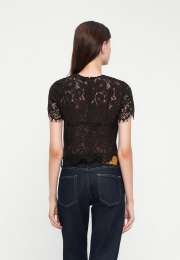 Кружевная блузка