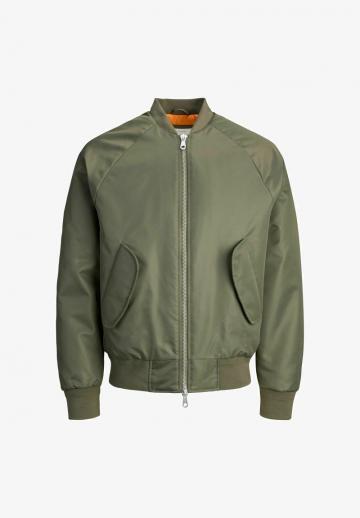 Куртка бомбер
