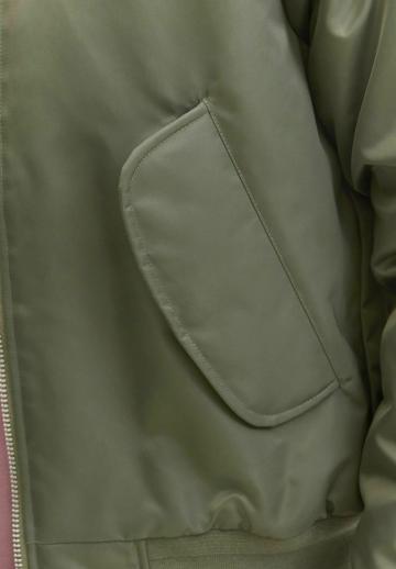 Куртка бомбер