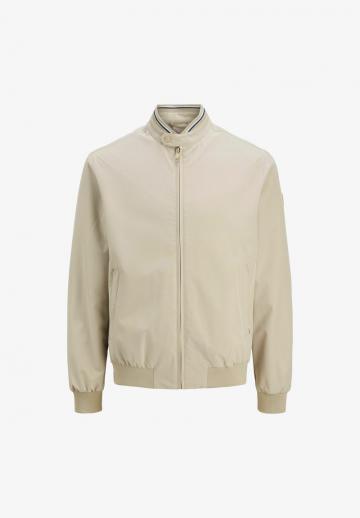 Куртка бомбер