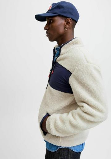 Флисовая куртка