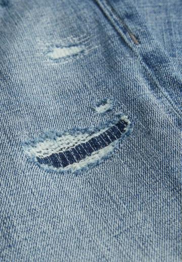 Узкие джинсы