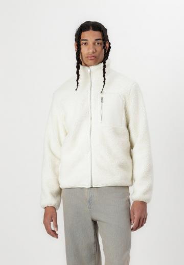 Флисовая куртка