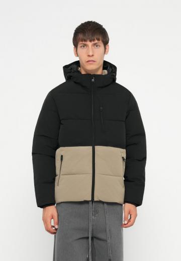 Зимняя куртка