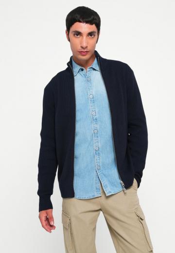 Вязаная кофта