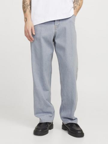 Свободные джинсы