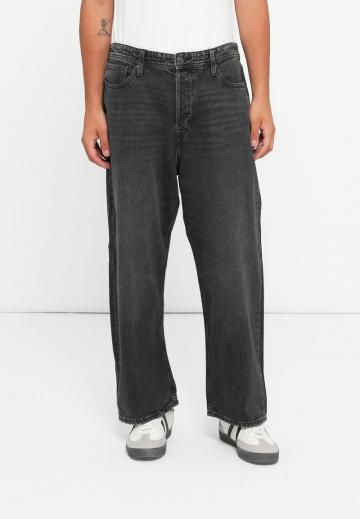 Свободные джинсы