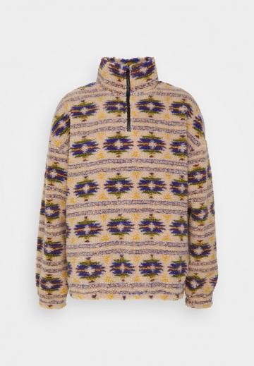 Флисовая куртка