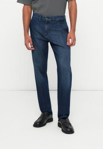Прямые джинсы
