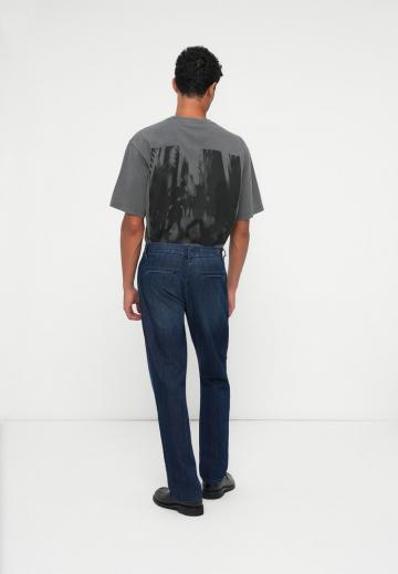 Прямые джинсы