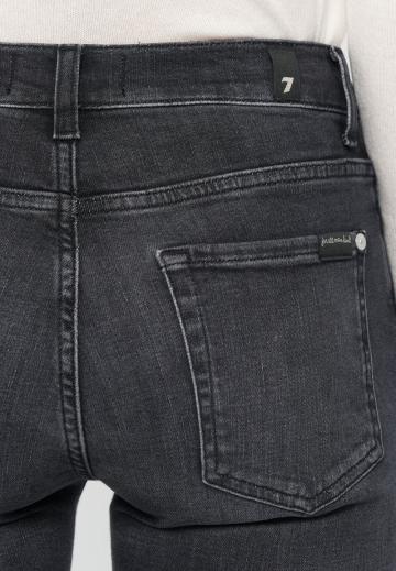 Клешеные брюки