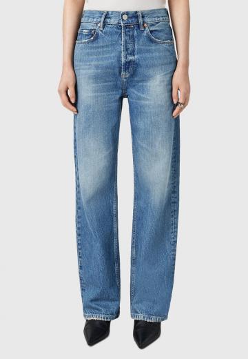 Прямые джинсы