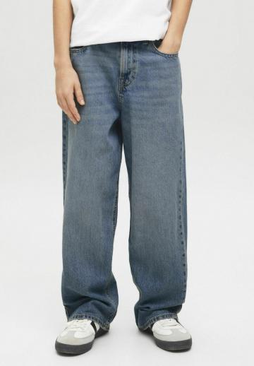 Джинсы